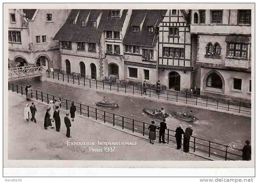 PARIS Exposition Internationale 1937 Le Village Alsacien En Bordure Du Canal Animé - Exhibitions