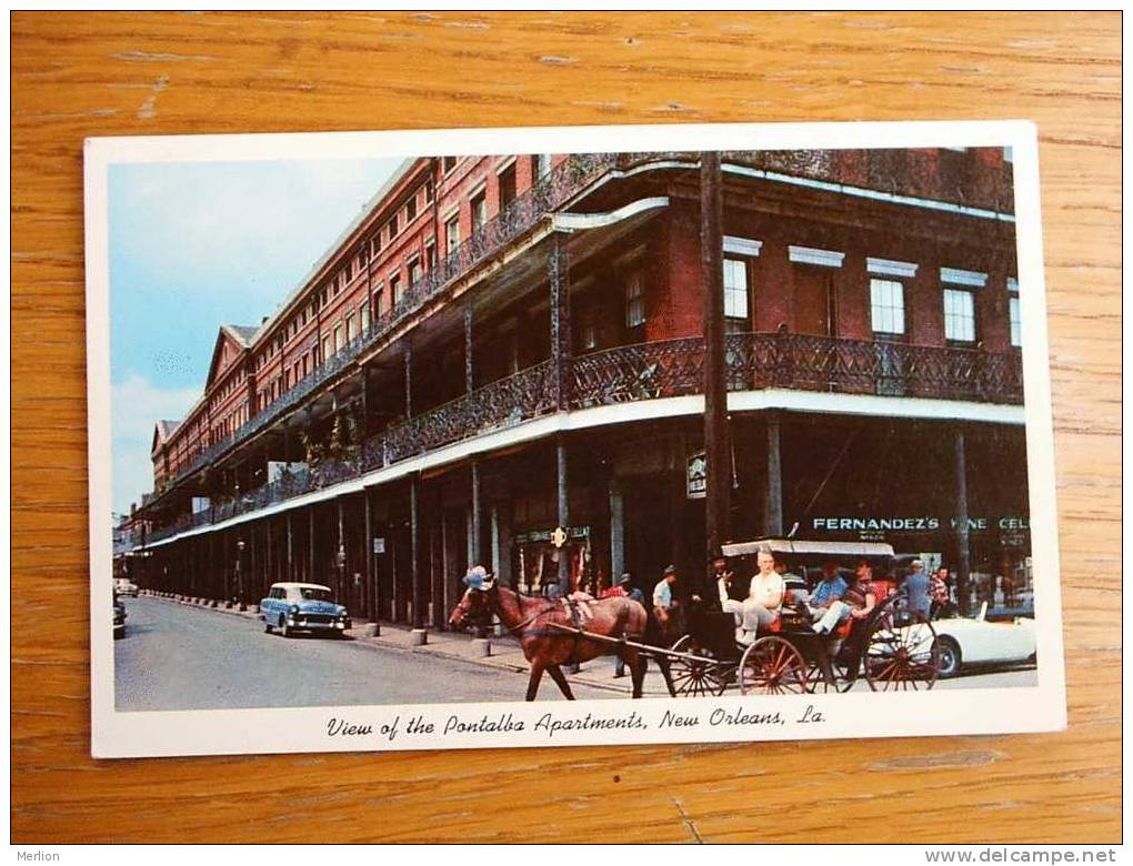 New Orleans Lousiana, Pontalba Apartaments, Fernandez's Shop , Street Scene  Cca 1960 VF+  D7713 - New Orleans