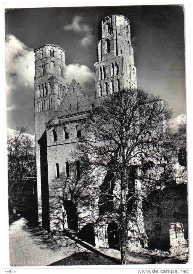 Carte Postale  76.  Jumièges  Ruines De L'Abbaye - Jumieges