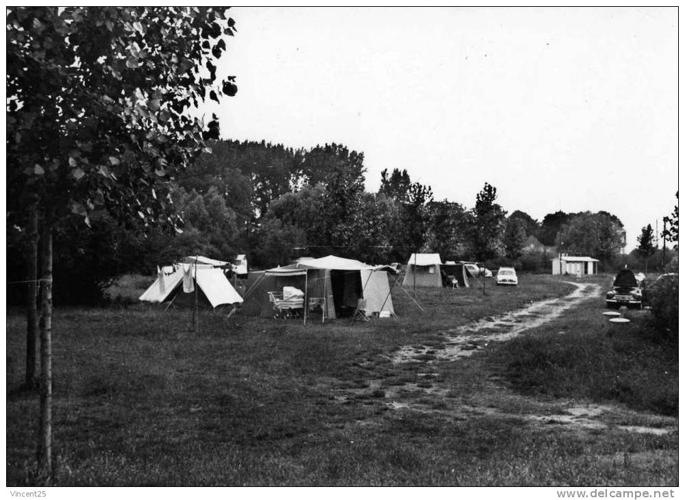 Beaugency Le Camping **cp Superbe 1950 - Beaugency