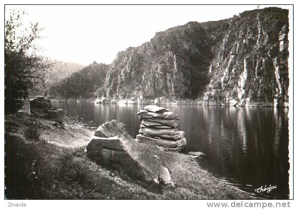 CARTE POSTALE DE LA VALLEE DE LA CREUSE - LE LAC DE CROZANT - Crozant