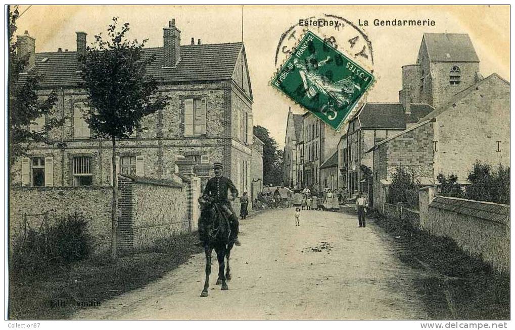 51 - MARNE - ESTERNAY - GENDARMERIE - GENDARME à CHEVAL - TRES BELLE CARTE - Esternay