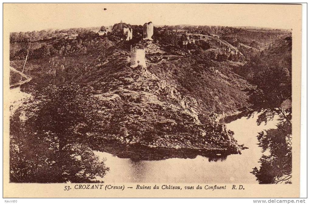 23 CROZANT Ruines Du Château Vues Du Confluent - Crozant