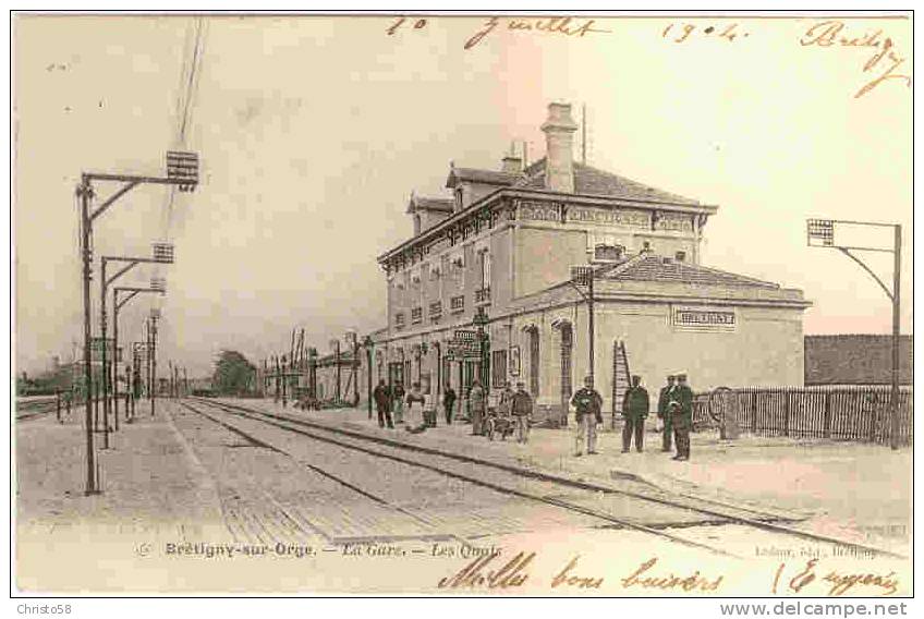 91  BRETIGNY SUR ORGE   La Gare   Les Quais    Animée - Bretigny Sur Orge