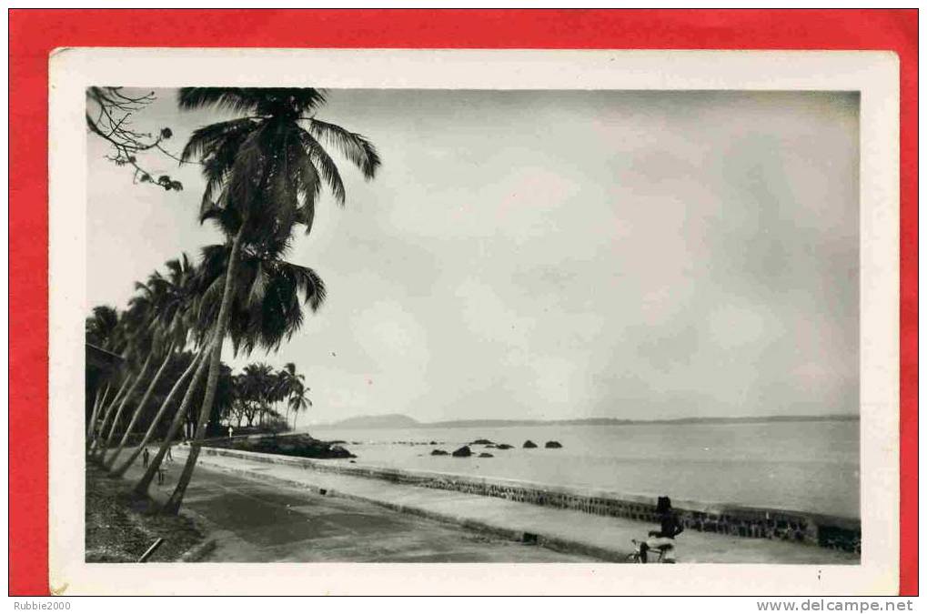 GUINEE CONAKRY ROUTE EN CORNICHE CARTE PHOTO EN BON ETAT - Guinée Française