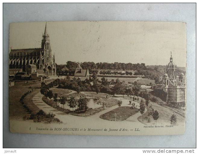 BONSECOURS - Ensemble De Bonsecours Et Le Monument De Jeanne D'Arc - Bonsecours