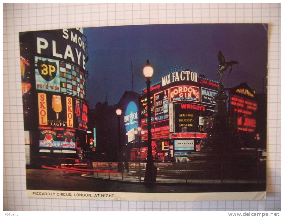 Piccadilly Circus -1972 - Piccadilly Circus