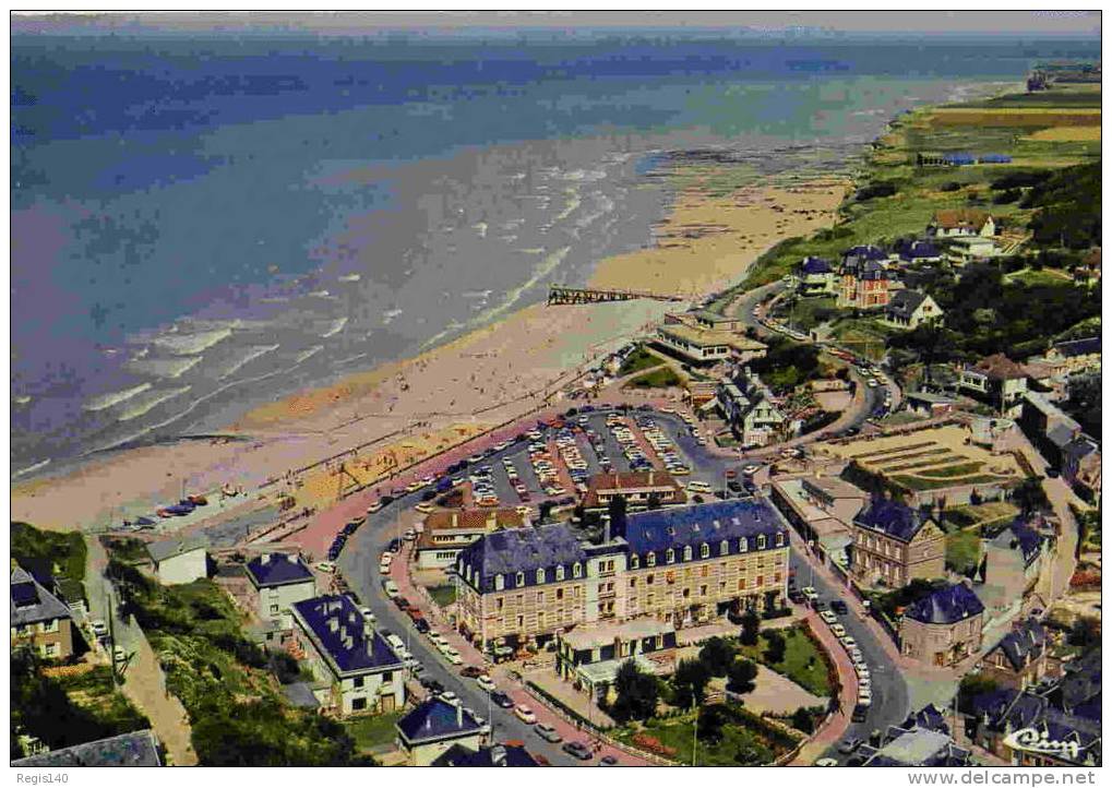 Veules Les Roses (76) Vue Aérienne - La Plage, Les Falaises - Veules Les Roses