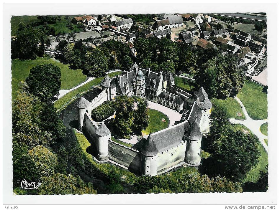 AINAY-LE-VIEIL - Le Château - Vue Aérienne - Ainay-le-Vieil