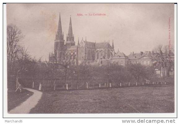 SEES . La Cathédrale - Sees