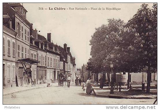 LA CHATRE PLACE DE LA REPUBLIQUE - La Chatre