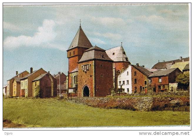 Bastogne  Eglise Saint Pierre Avec Porte De Treves - Bastogne