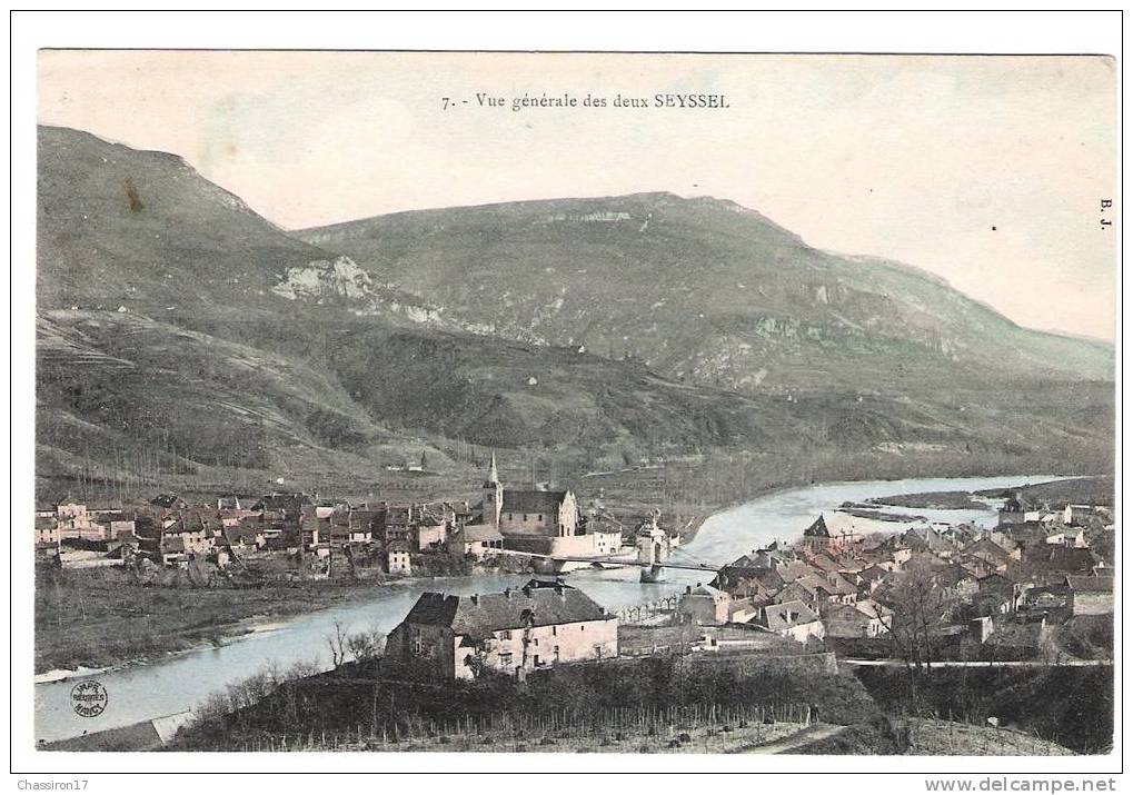 01 -Vue Générale Des Deux  SEYSSEL  -   Reliés Par Un Très Beau Pont - Seyssel