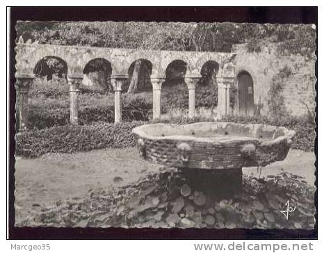 29 Daoulas Abbaye Le Cloitre & Sa Vasque...édit.le Doaré N° 562 Voir état Belle Cpsm - Daoulas