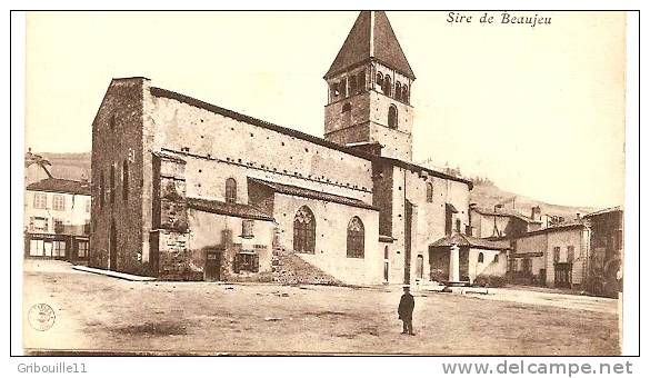 BEAUJEU  -  EGLISE ST.NICOLAS ,Edifiée En 1129 Par GUICHARD II Sire De Beaujeu - Beaujeu