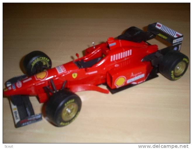 BURAGO FERRARI F310 (1996) Scala 1/20 - Autres & Non Classés