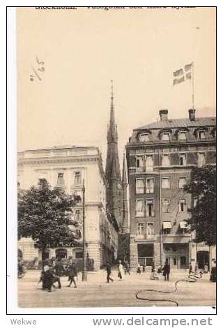 S-048/ / - SCHWEDEN -  AK Vasagatan, Stockholm Mit Landstormen Fem Öre 1917 - Briefe U. Dokumente