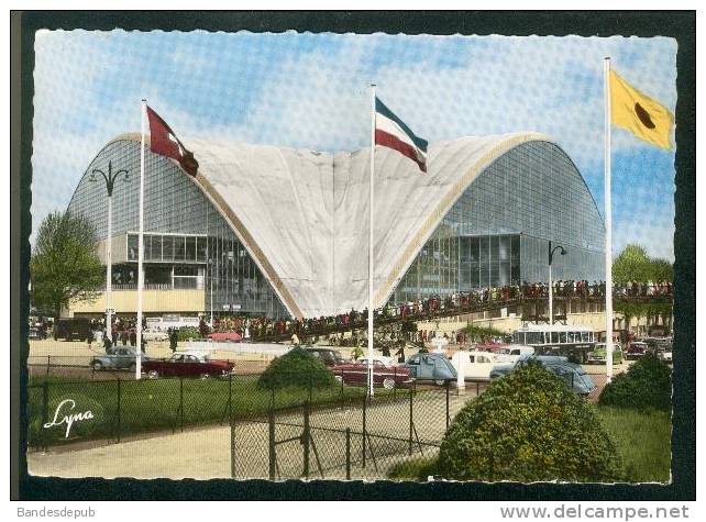 CPSM - Rond Point De La Défense (92) - Palais Du C.N.I.T. Vu Du Terre Plein ( Automobile SPADEM 412) - La Defense