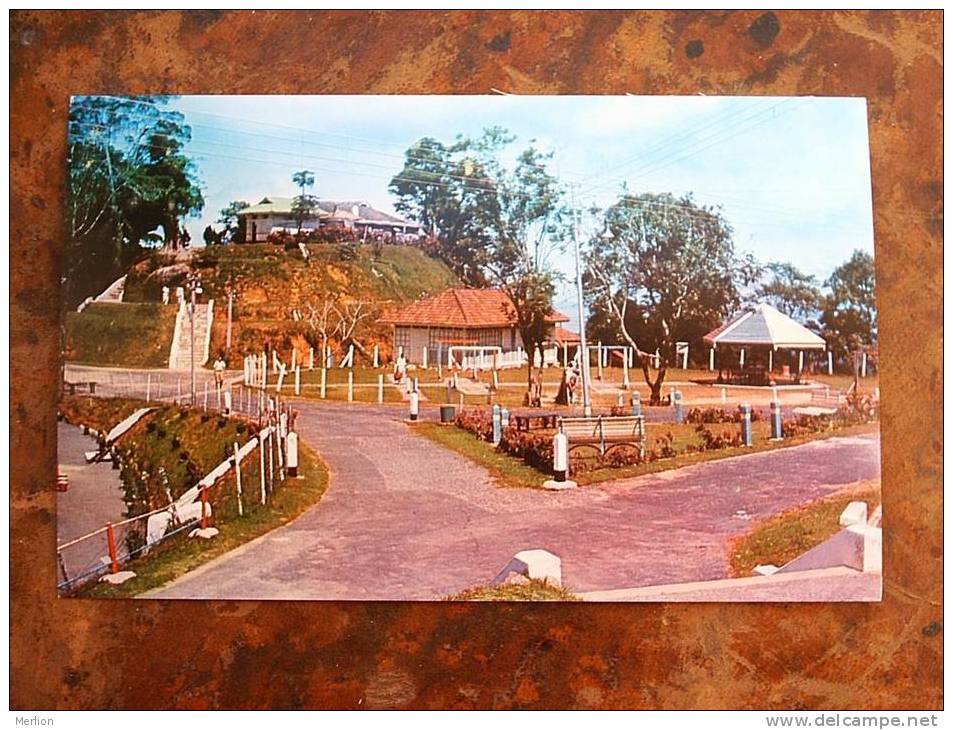 Malaysia , Children´s Playground Penang  Malaya Cca 1960´s  EF  D10290 - Malesia