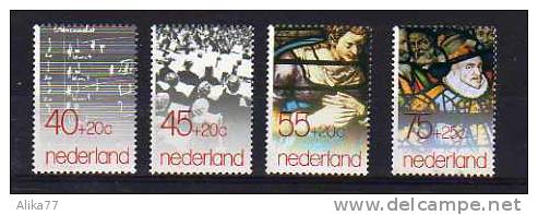 PAYS BAS    Neuf **  Y. Et T. N° 1107 à 1110      Cote: 3,50 Euros - Unused Stamps