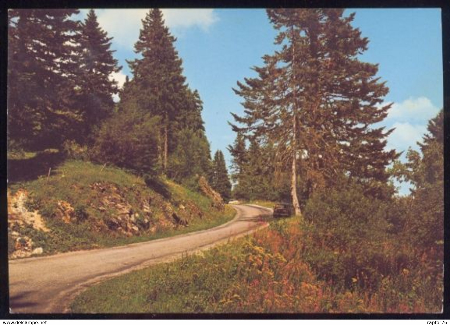 CPM 23 Environs De Guéret D'après Le Cachet La Route Des Fleurs - Guéret