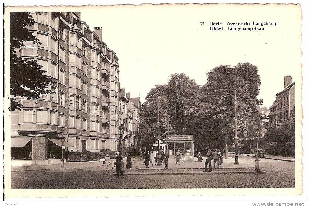 UCCLE  :  AVENUE  DU  LONGCHAMP    -   ANIMEE  PAR  DES  PERSONNES - Ukkel - Uccle