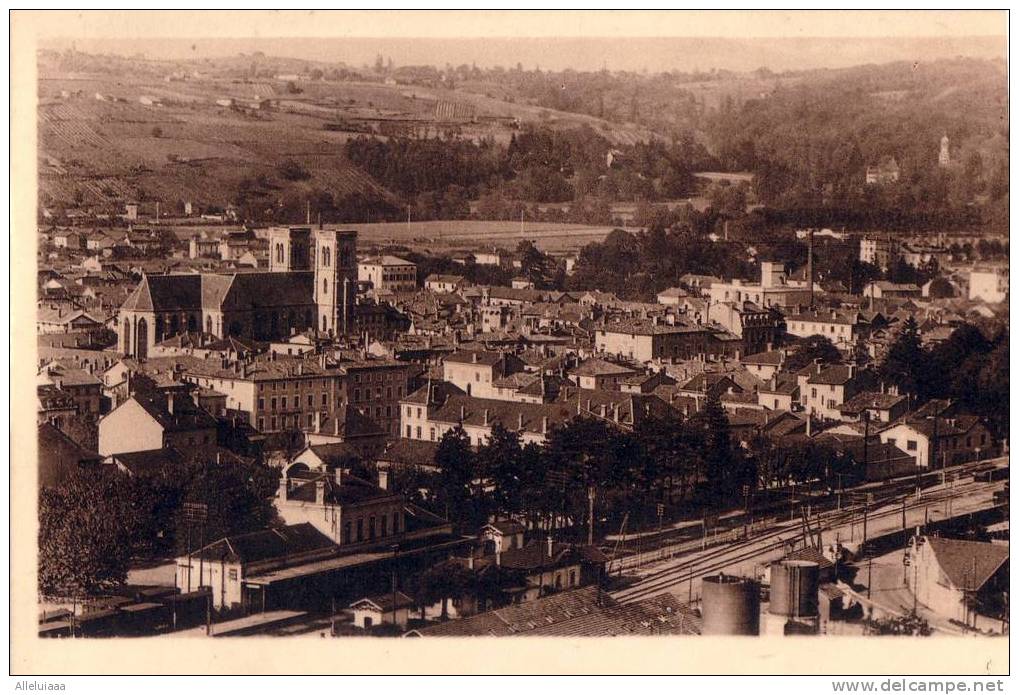 CPA France - Isere - Bourgoin - Vue D´ensemble Côté Est - Bourgoin