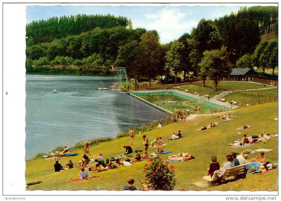 8811 Freibad Am Gemundener Maar Bei Daun / Eifel . FK531 . - Daun