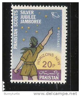 Pakistan 1973 25th Anniverary Of Boy Scouts & Silver Jubilee Jamboree MNH - Pakistan