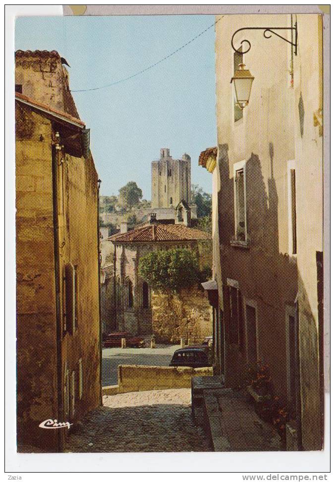 33.534/ST EMILION -rue De La Tente Avec Perspéctive Sur L'abside De La Trinité Et Le Chateau Du Roi -  Moderne - Saint-Emilion