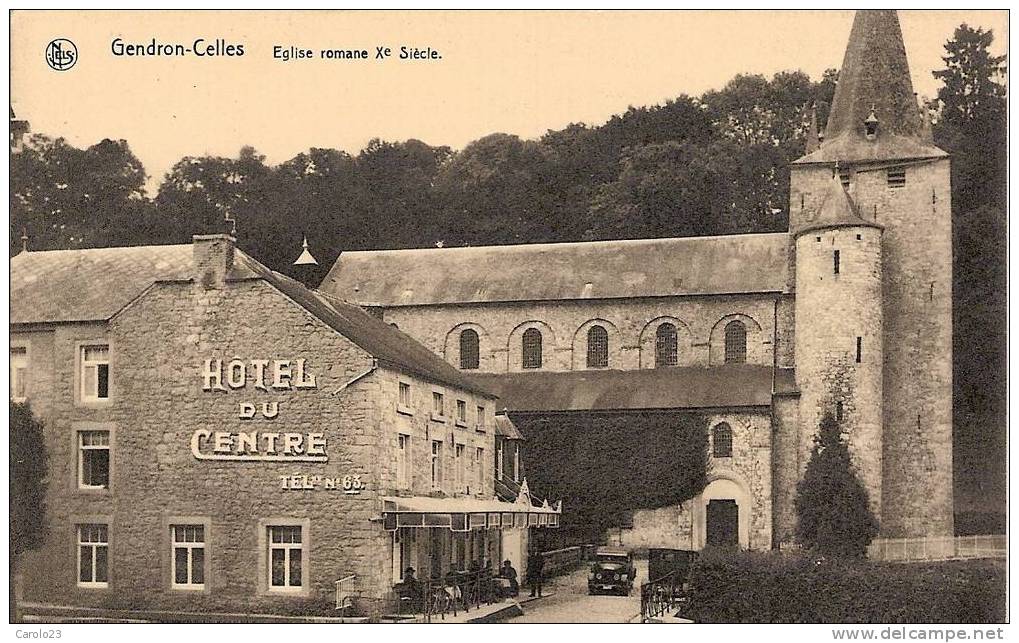 GENDRON  -  CELLES  :   EGLISE   ROMANE    Xe SIECLE  -  HOTEL  DU  CENTRE  AVEC  OLDTIMER - Houyet