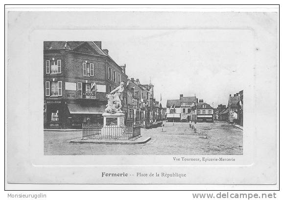 60 )FL) FORMERIE, Place De La République, Vve Tourneur édit /** - Formerie