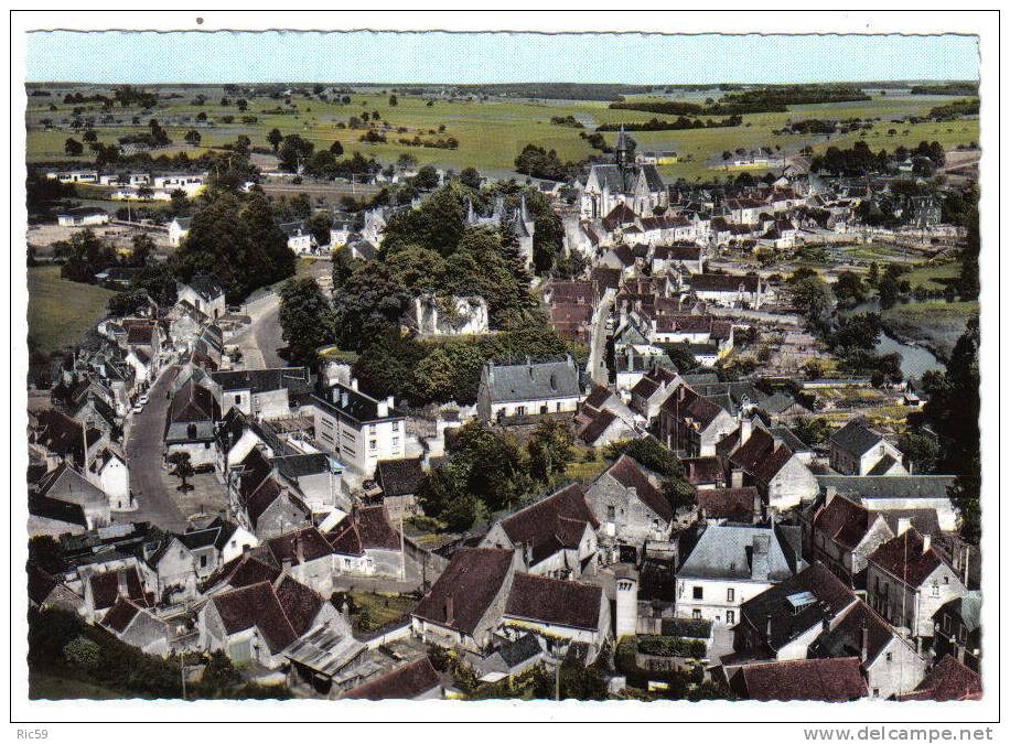 MONTRESOR.- Vue Générale Aérienne .- Soldée - Montrésor