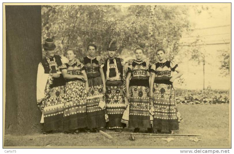 HONGRIE - Carte-Photo - Costumes Folkloriques - Ungheria