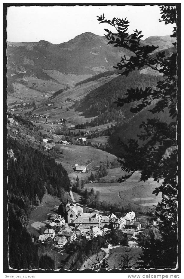 74 - ABONDANCE, Haute-Savoie, Vue Panoramique Générale Abondance Et Vallée, CPSM 9x14, Ed Cellard - Abondance