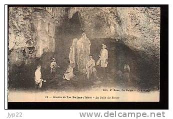 Jolie CP Ancienne Animée 38 Grottes De La Balme La Salle Du Moine - Neuve Ed Roux La Balme 19 - La Balme-les-Grottes