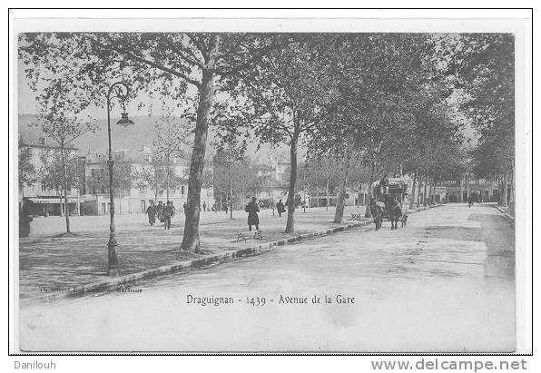 83 // DRAGUIGNAN, Avenue De La Gare N° 1439, ANIMEE, Ed Lacour - Draguignan