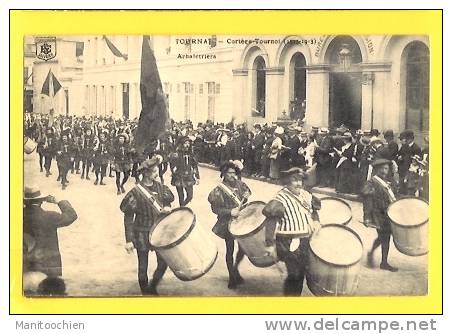 BELGIQUE TOURNAI CORTEGE TOURNOI 1513  1913 ARBALETRIERS - Neufchâteau