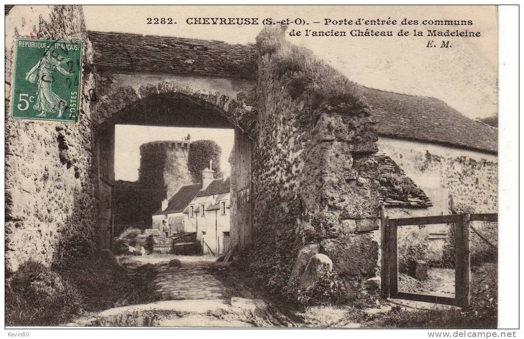 78 CHEVREUSE  Porte D' Entrée Des Communs De L'ancien Château De La Madeleine - Chevreuse