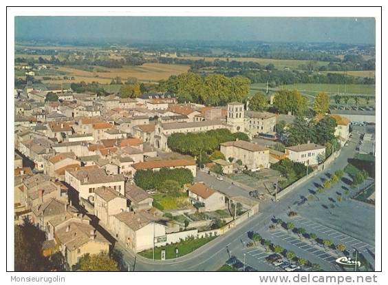 69 )FL) BELLEVILLE, Vue Générale Aérienne, CPM, Ed Combier, N° 81.0981 - Belleville Sur Saone