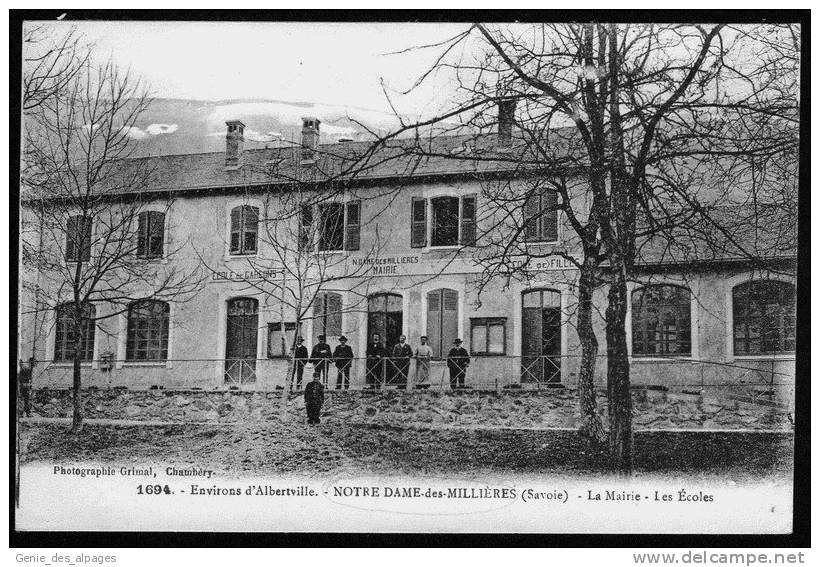 73 - SAVOIE, ALBERTVILLE Env.- N.D.des Millières, Animée, Mairie, école Garçons Et Filles, Voyagé 1946, Grimal 1694 - Albertville