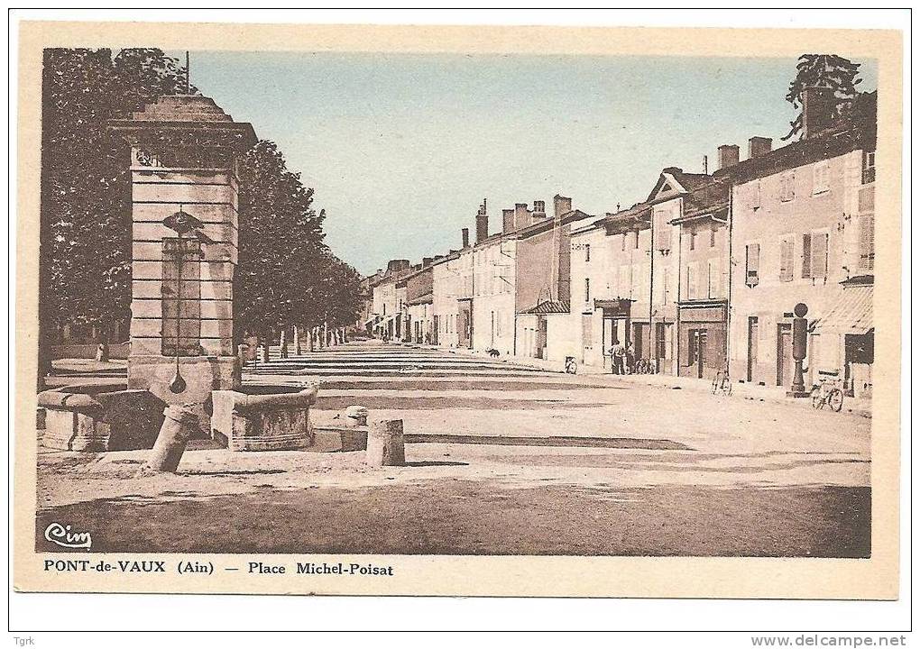 Pont De Vaux    La Place Michel Poisat - Pont-de-Vaux