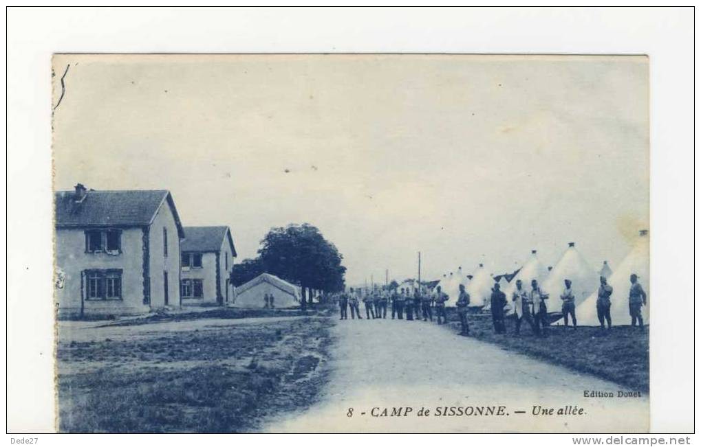 CPA Animée Et écrite En 1929 - Camp De SISSONNE - Une Allée - Sissonne