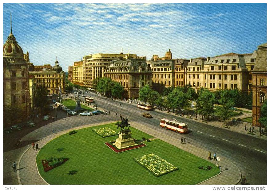 ROUMANIE - BUCAREST - Place De L'Université - Roumanie