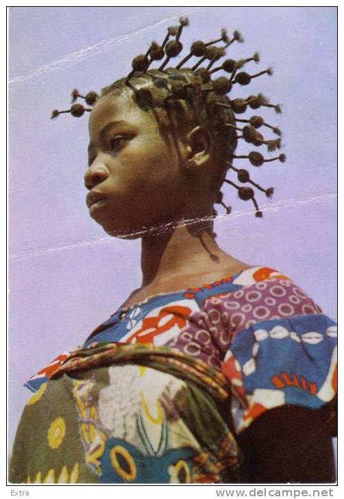 Carte IMPRIME Avec Publicité Des Laboratoires LA BIOMARINE IONYL. GABON. Jeune Fille Aux Bigoudis. - Gabon