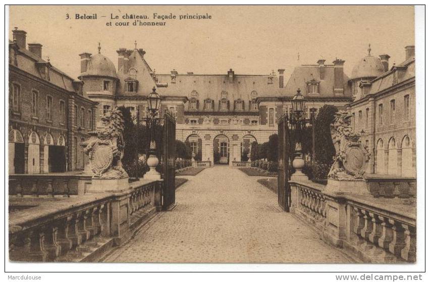 Beloeil. Le Château. Façade Principale Et Cour D´honneur. Het Kasteel. Voornaamste Gevel En Ereplein. - Belöil