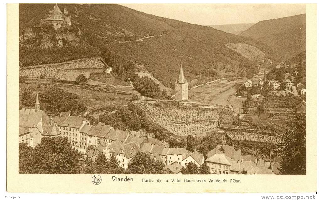 VIANDEN-Partie De La Ville Haute Avec Vallée De L'Our - Vianden