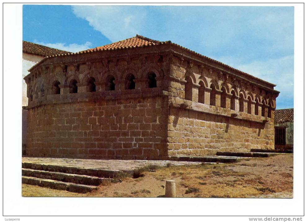 Portugal Cor 0394 – Bragança – Domus Municipalis - Bragança