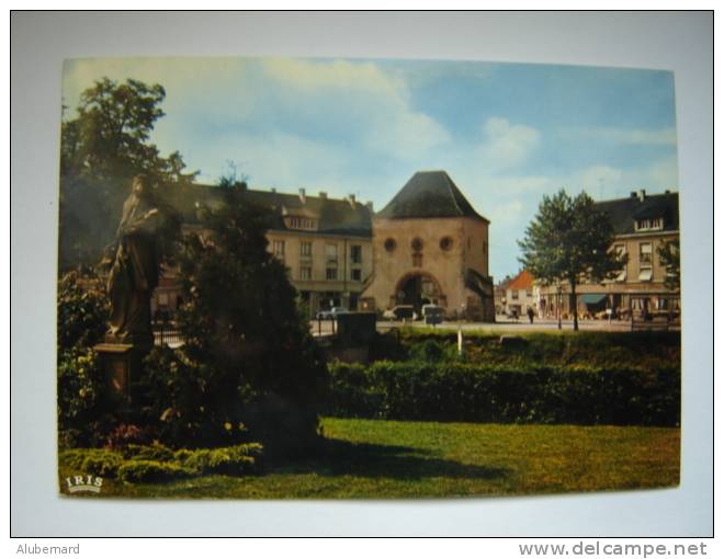 Haguenau.Porte De Wissembourg . C.p.m. 15x10. 1983 - Haguenau