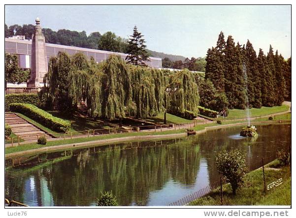 LONGWY BAS  -  Le Parc Public - La Pièce D´eau - Longwy